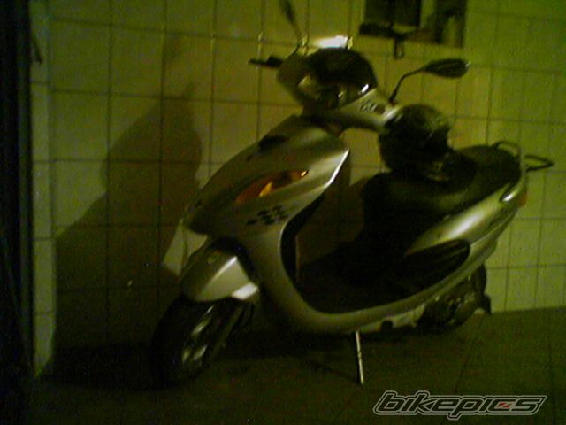 Photo 1518111