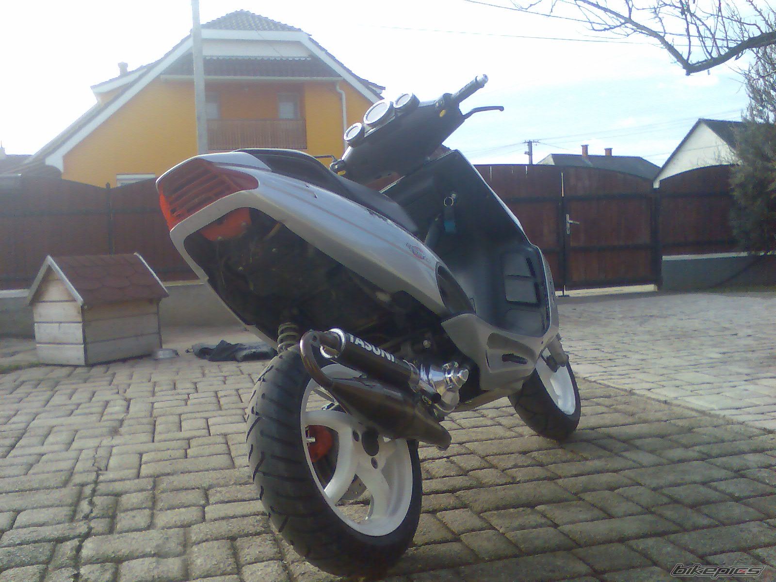 Bike Photo 1518135