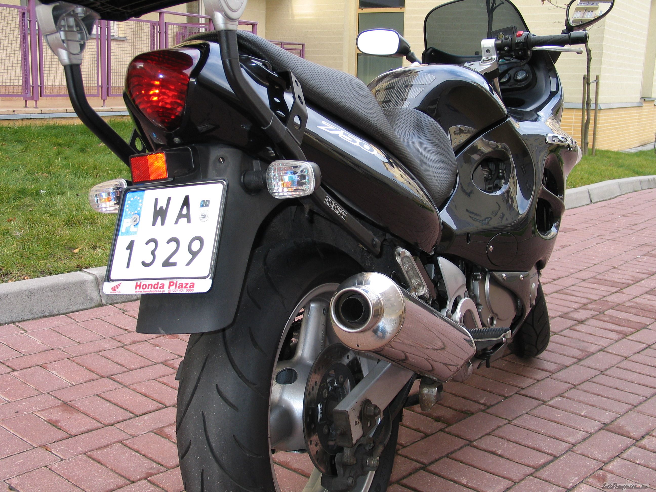Photo 1518143