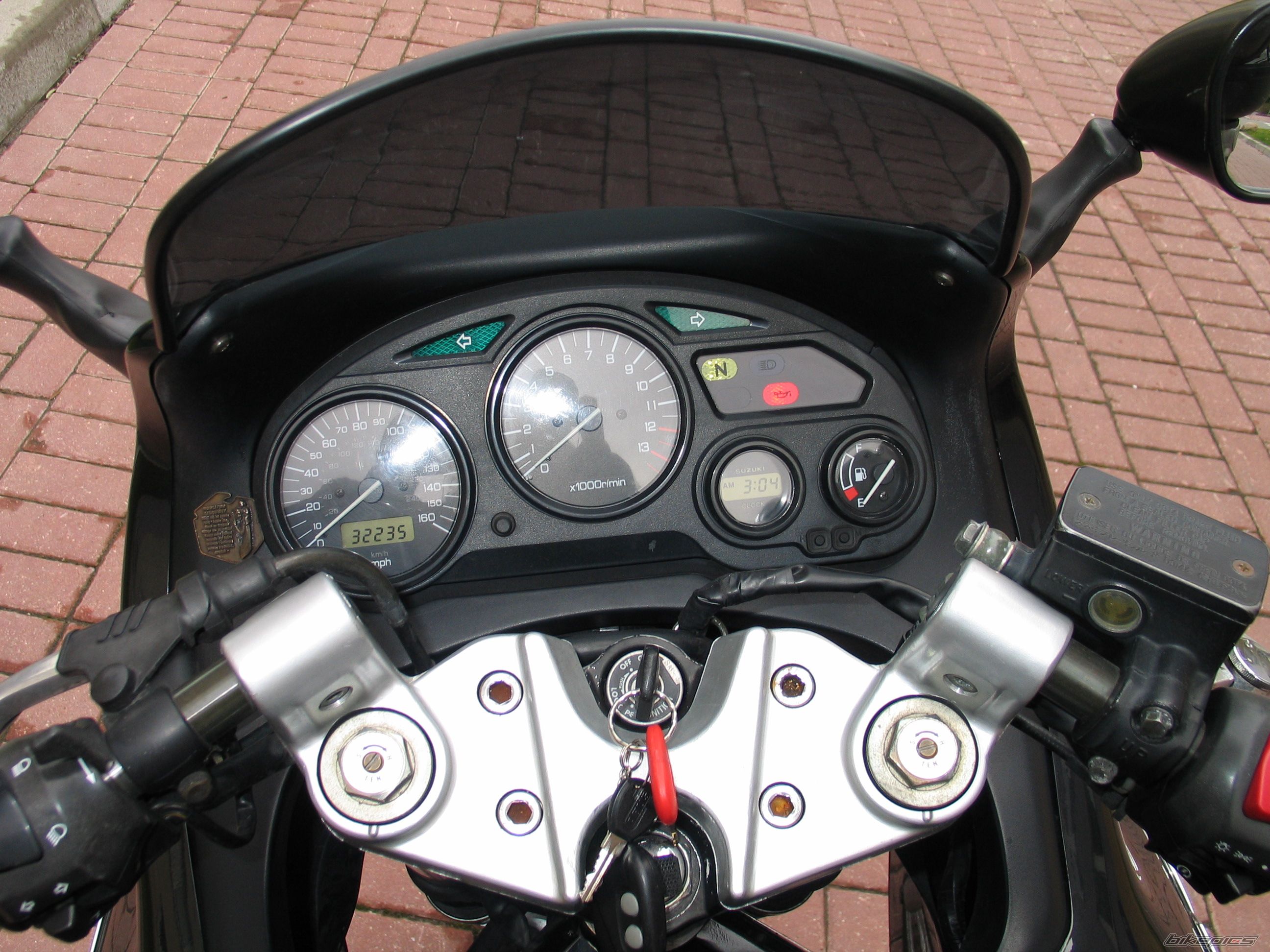 Photo 1518157