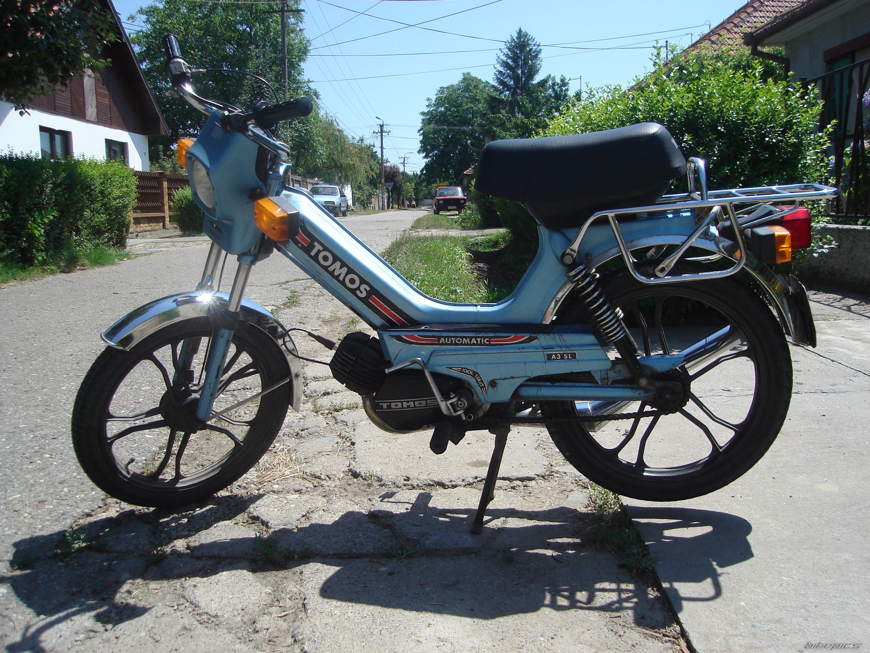 Photo 1518360