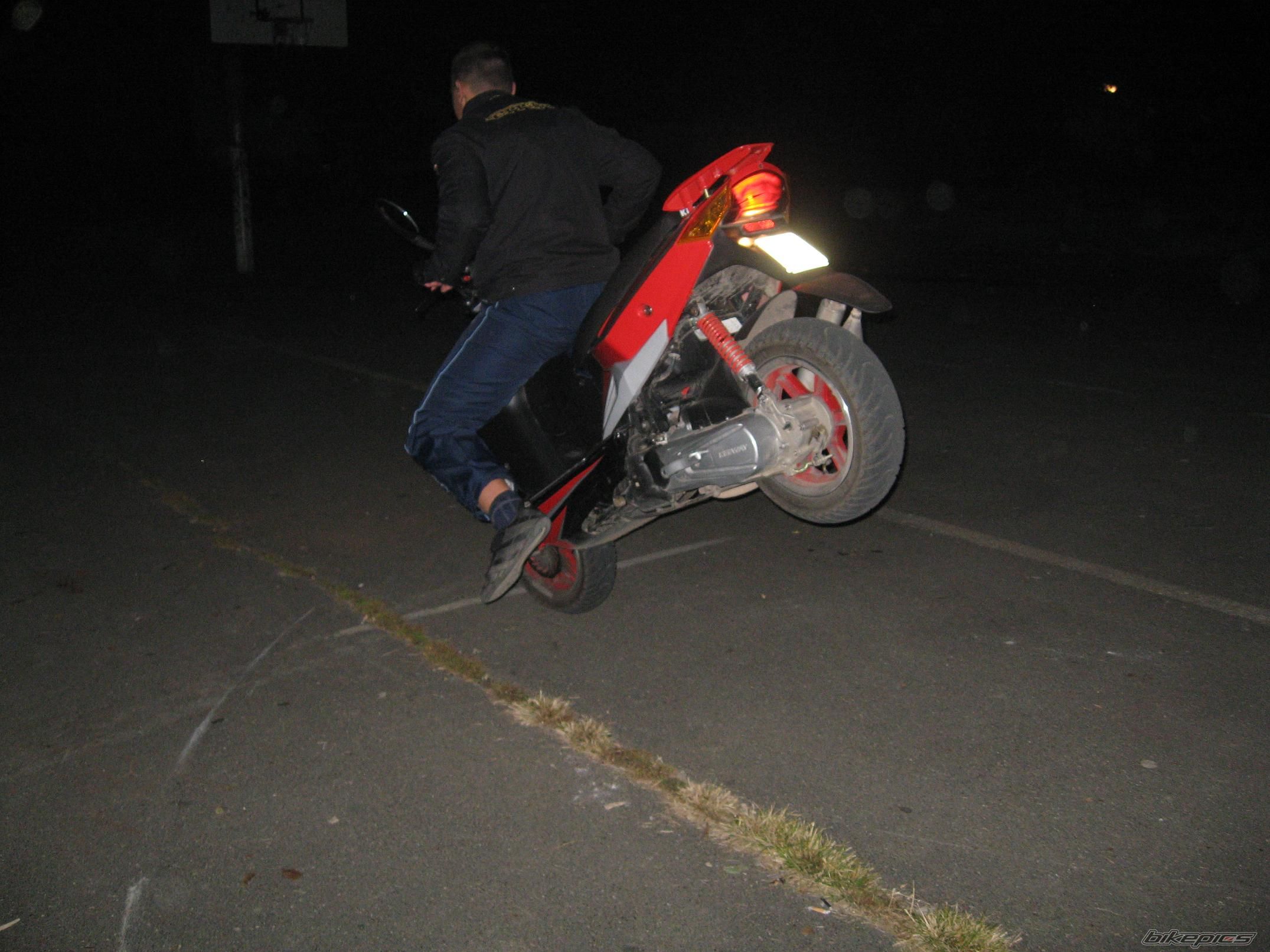 Photo 1518370