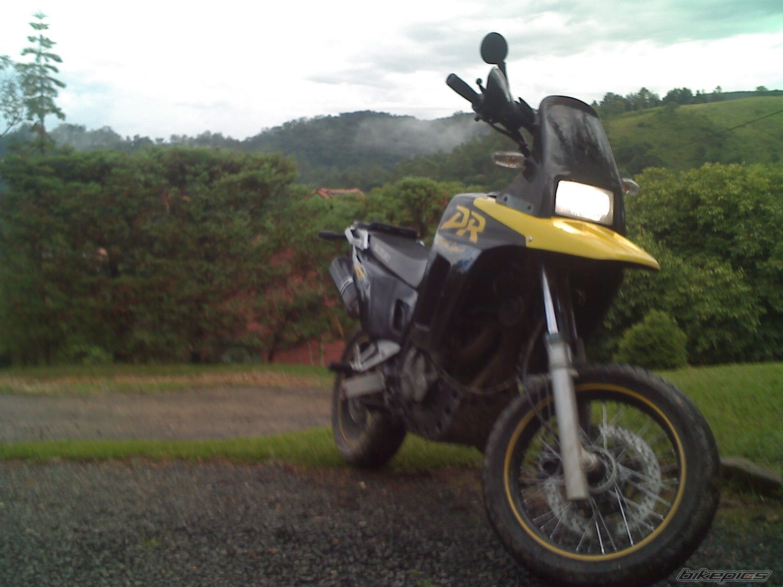 Photo 1518398