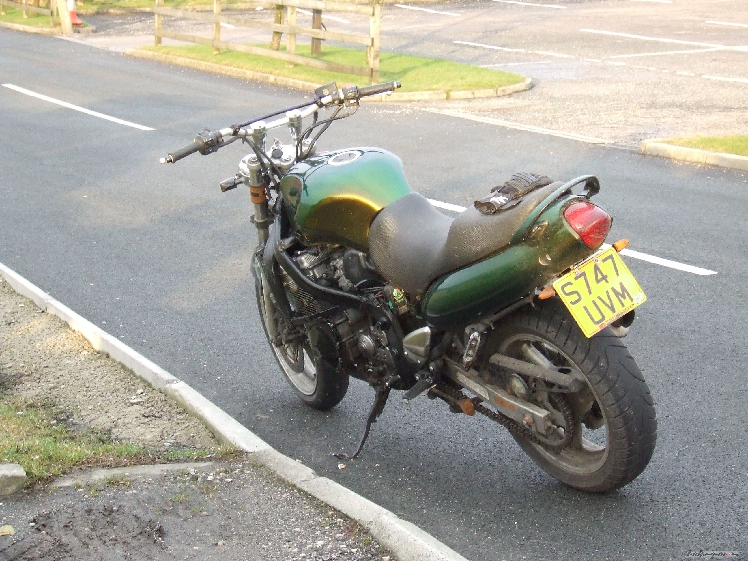 Photo 1518412