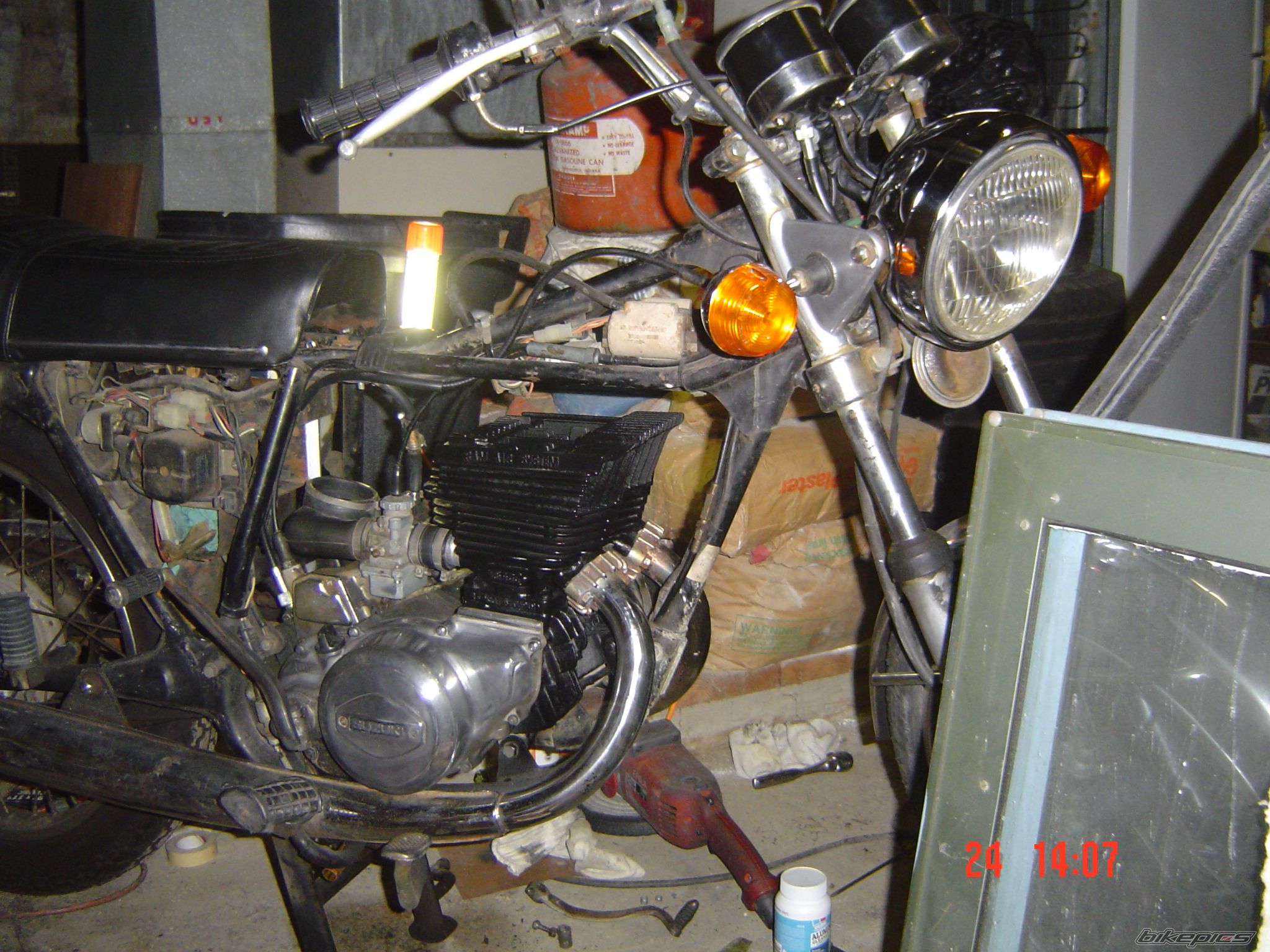 Photo 1518428