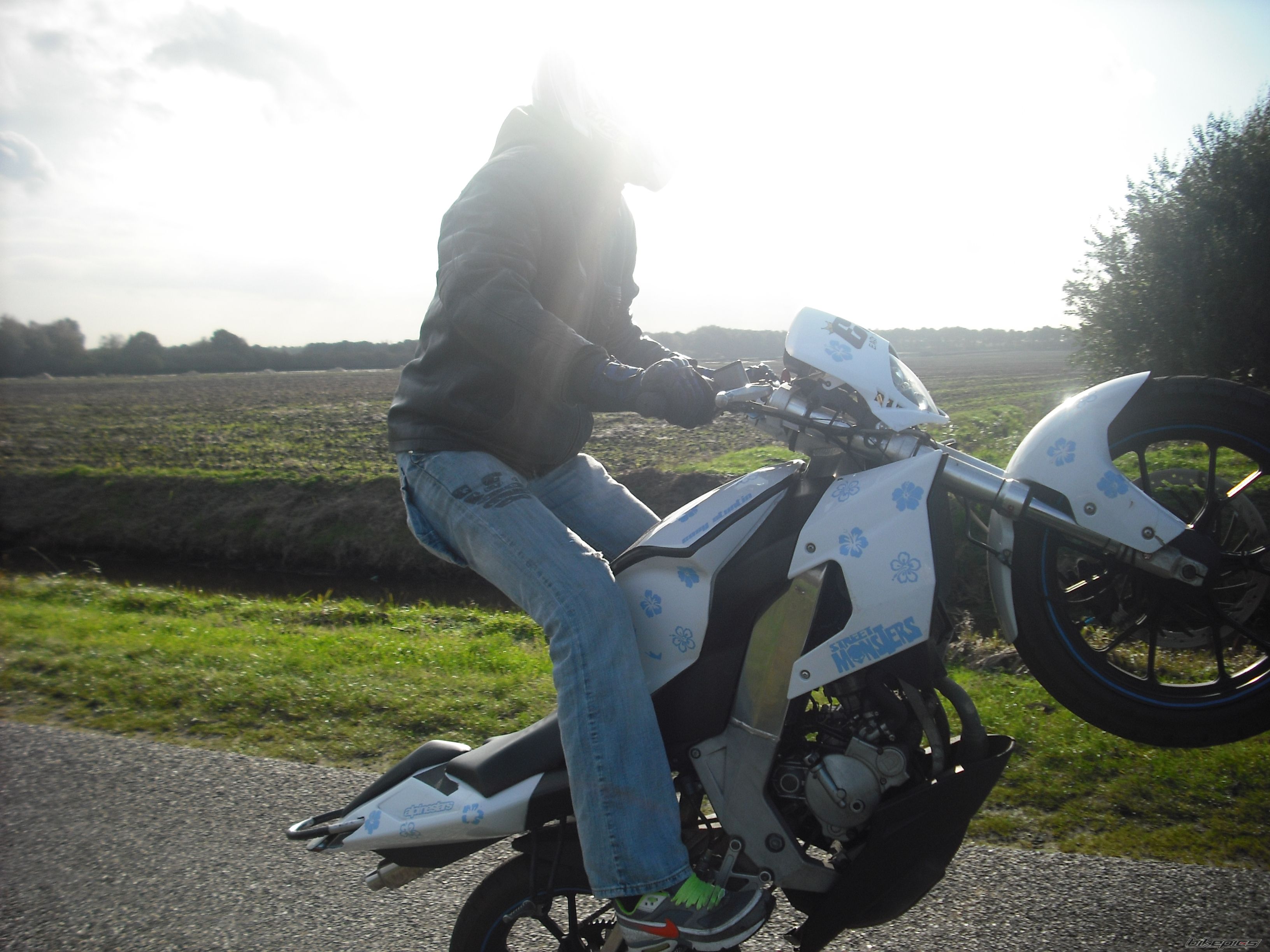 Bike Photo 1518442