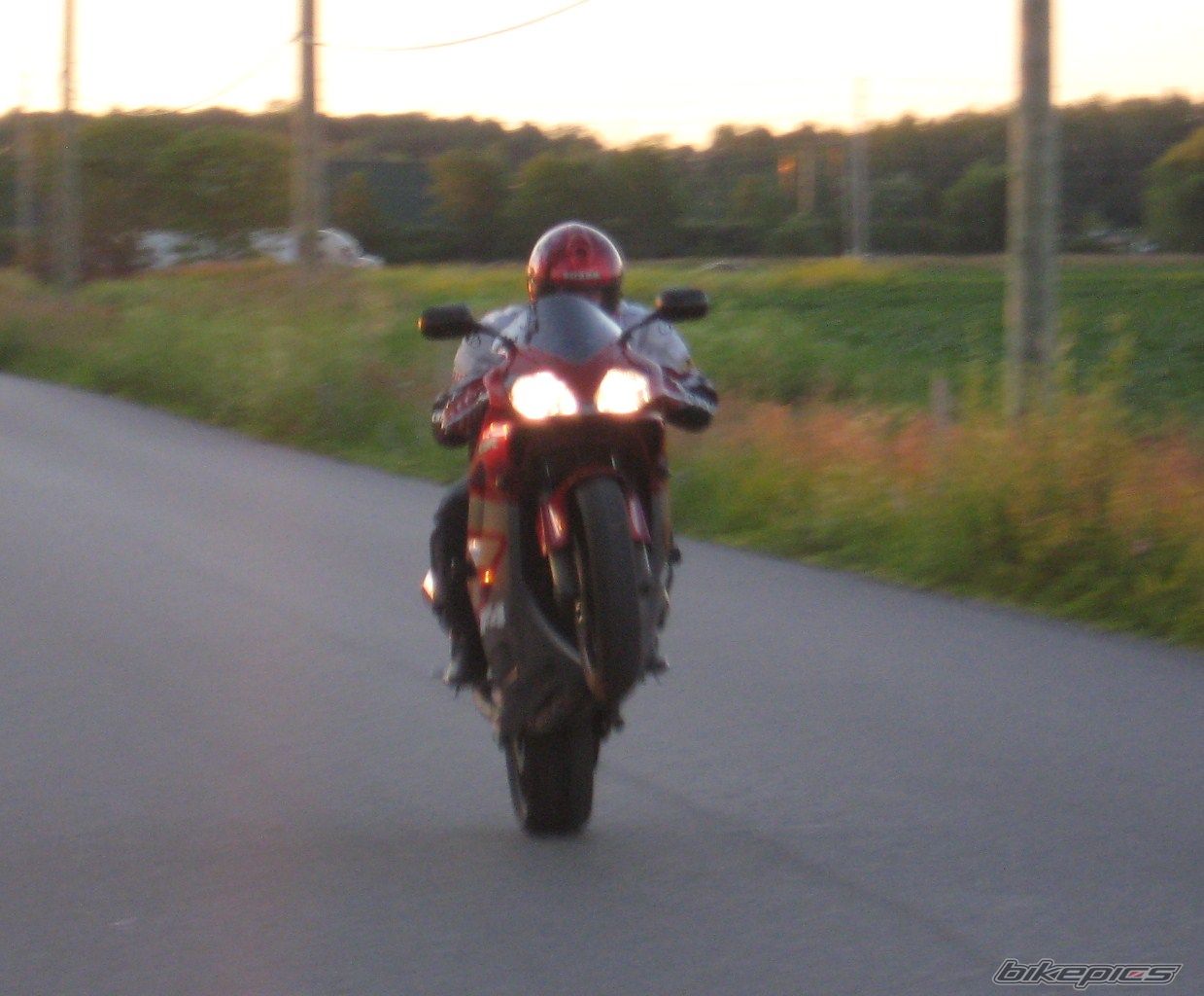 Photo 1518611