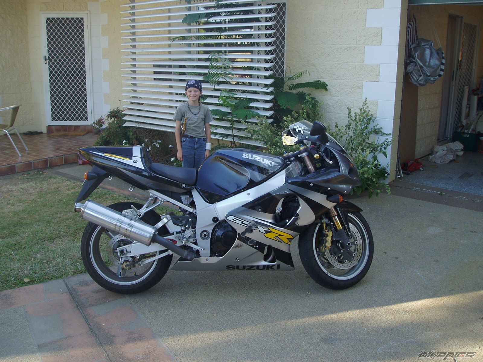 Photo 1518662