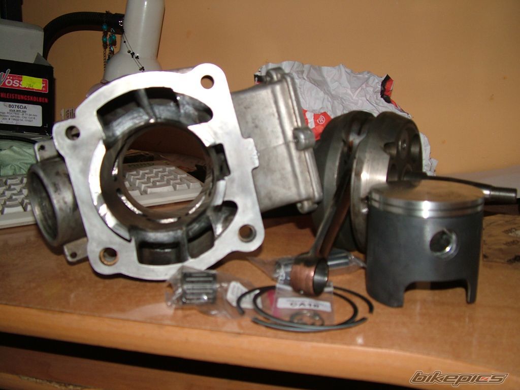 Photo 1518746