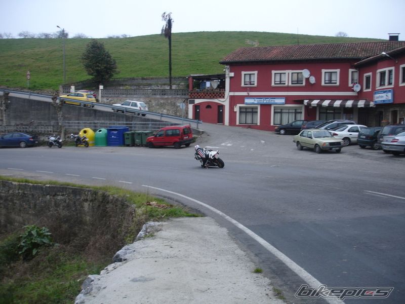 Photo 1518770