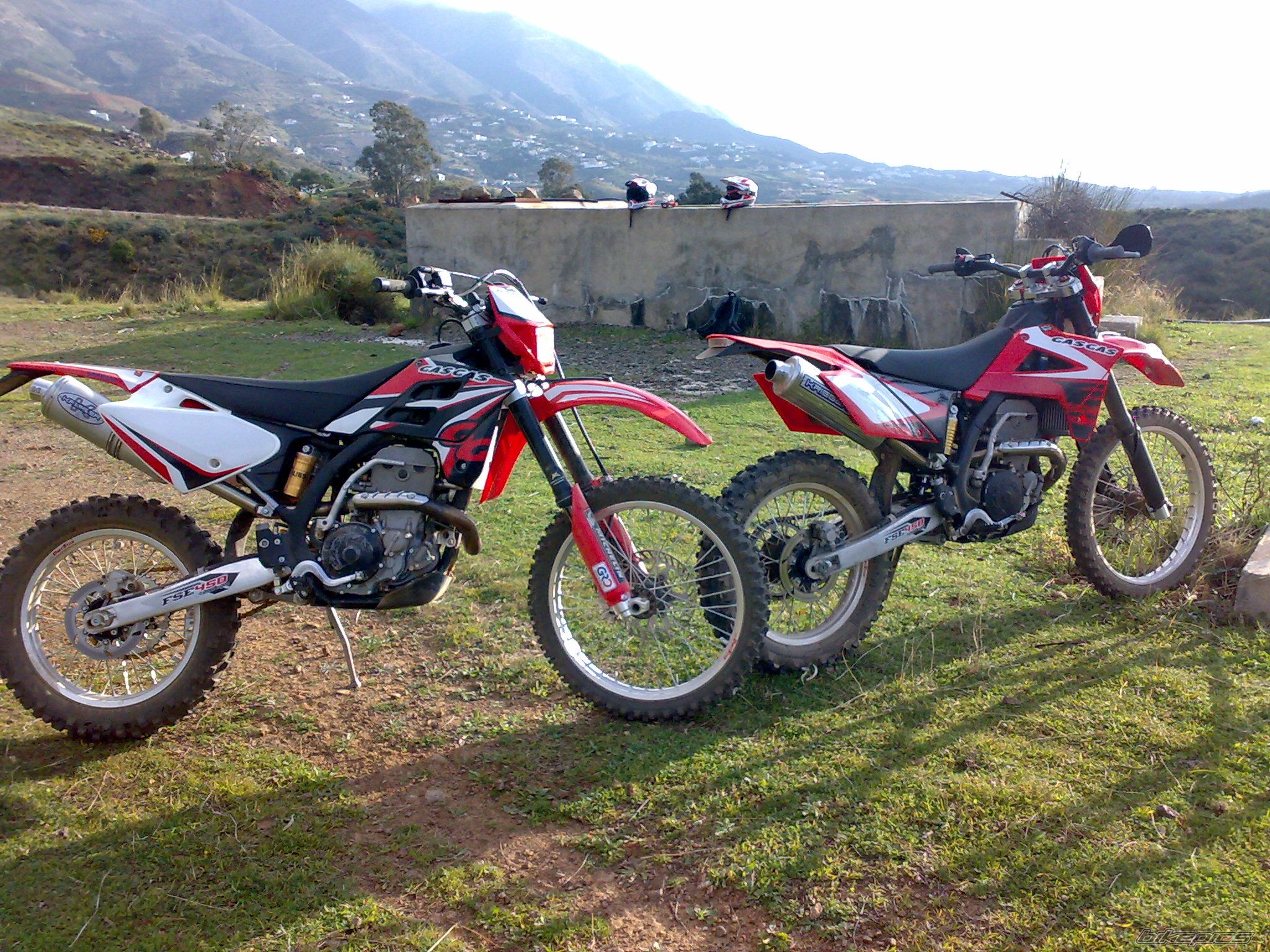 Photo 1518805