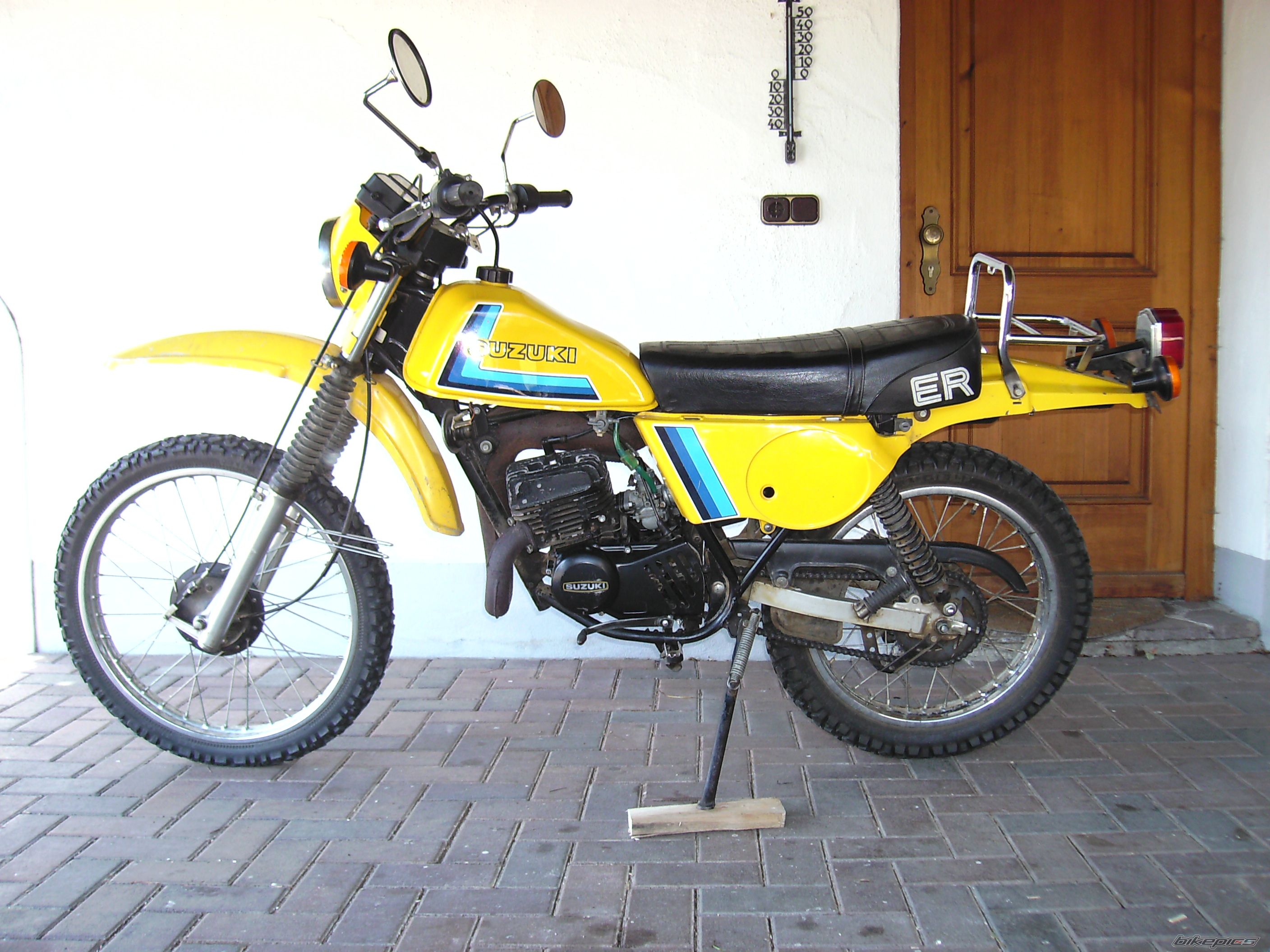 Photo 1518821