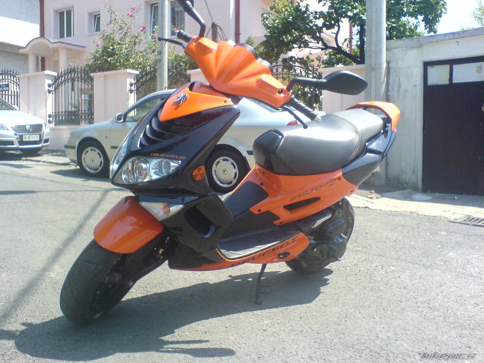 Photo 1518827