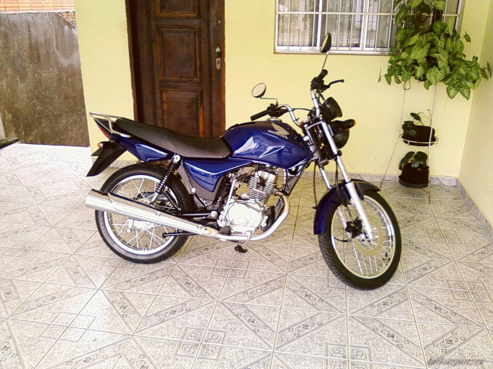 Photo 1520288
