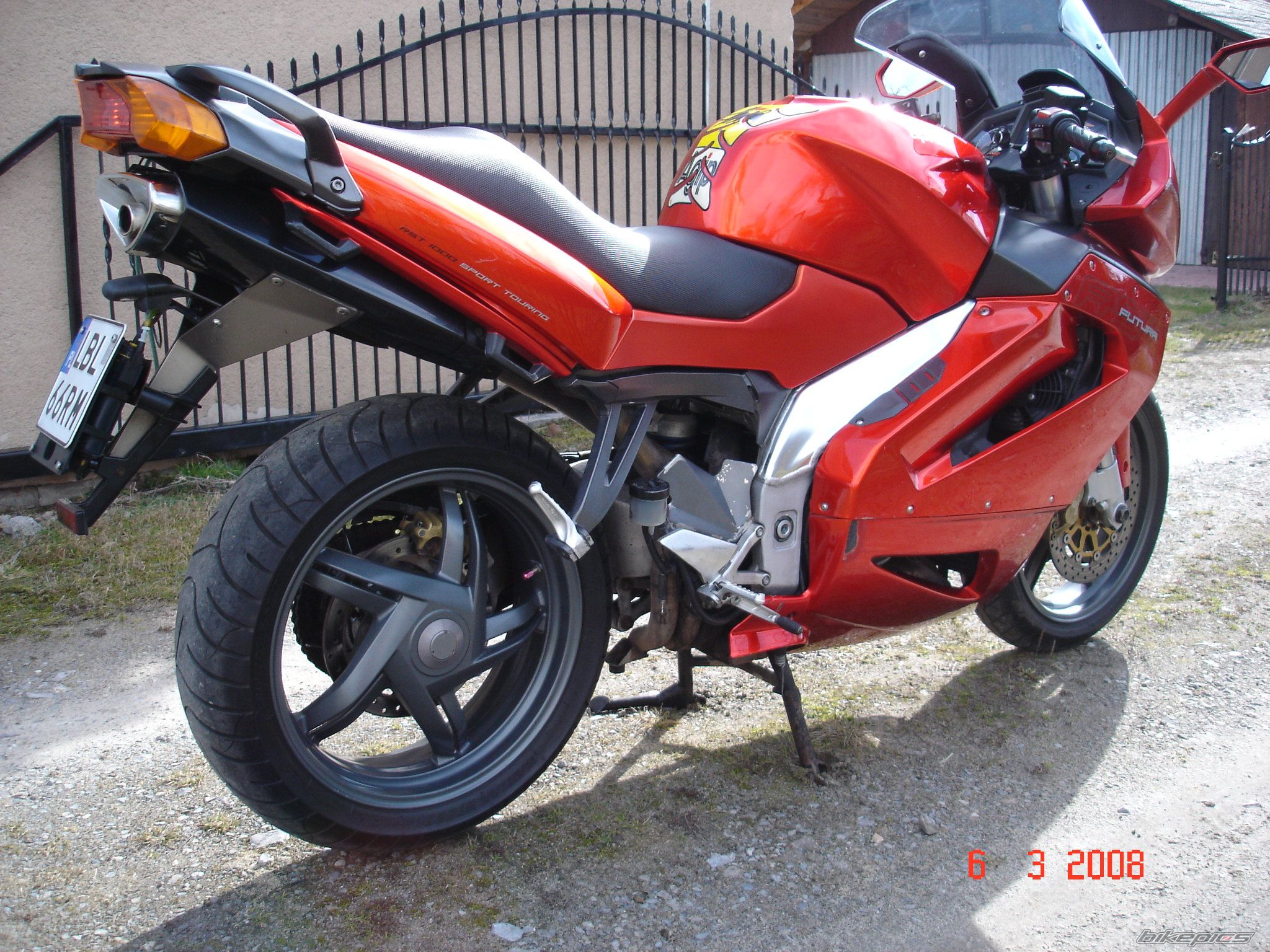 Photo 1521010
