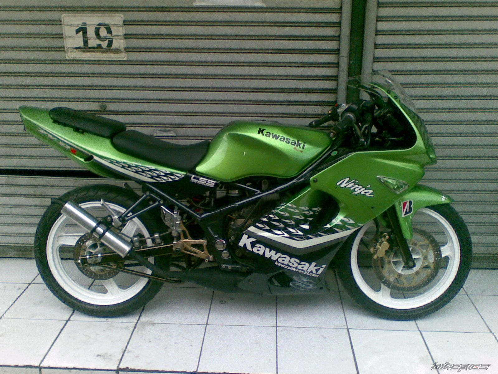 Photo 1521169