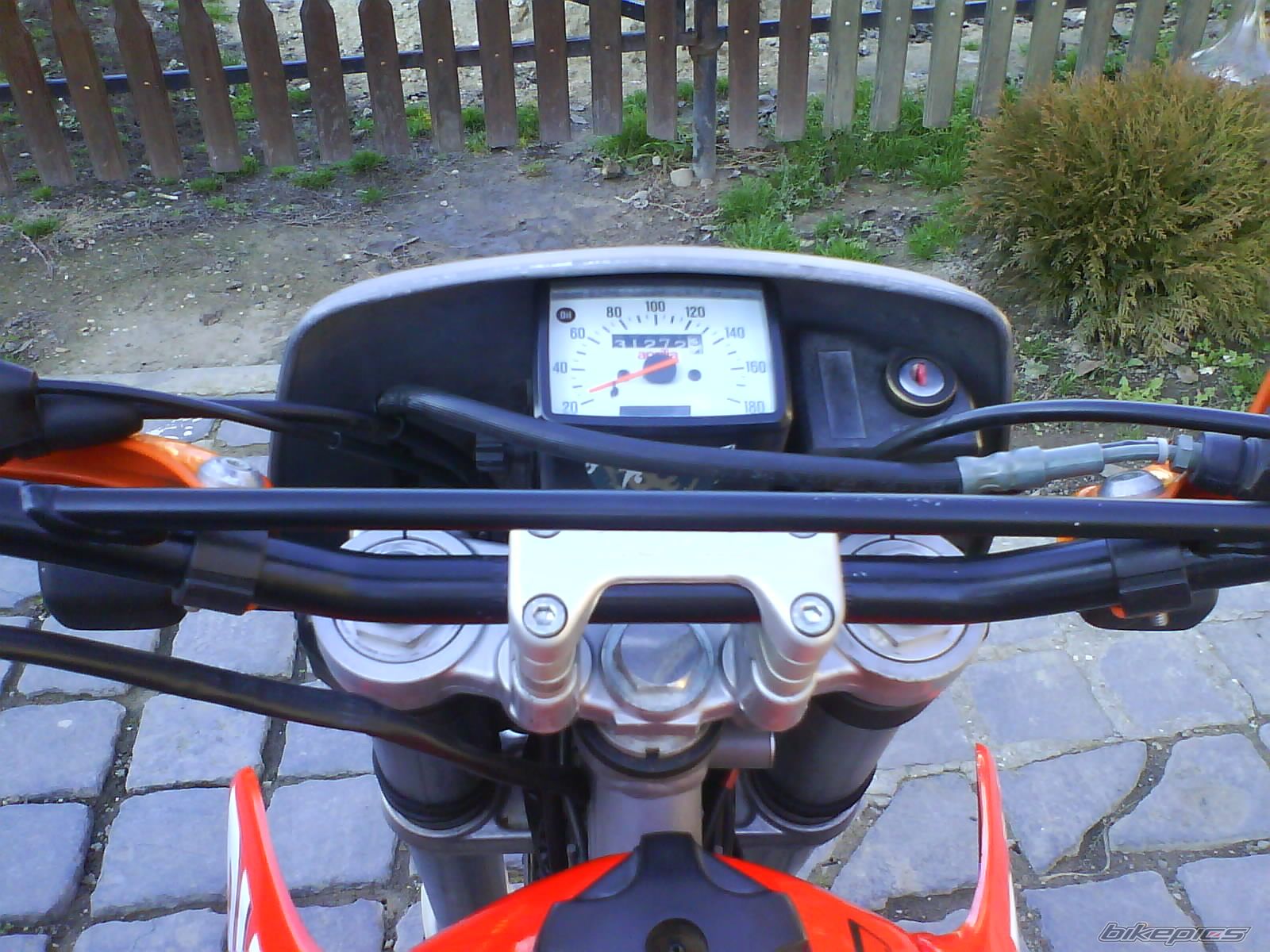 Photo 1521742