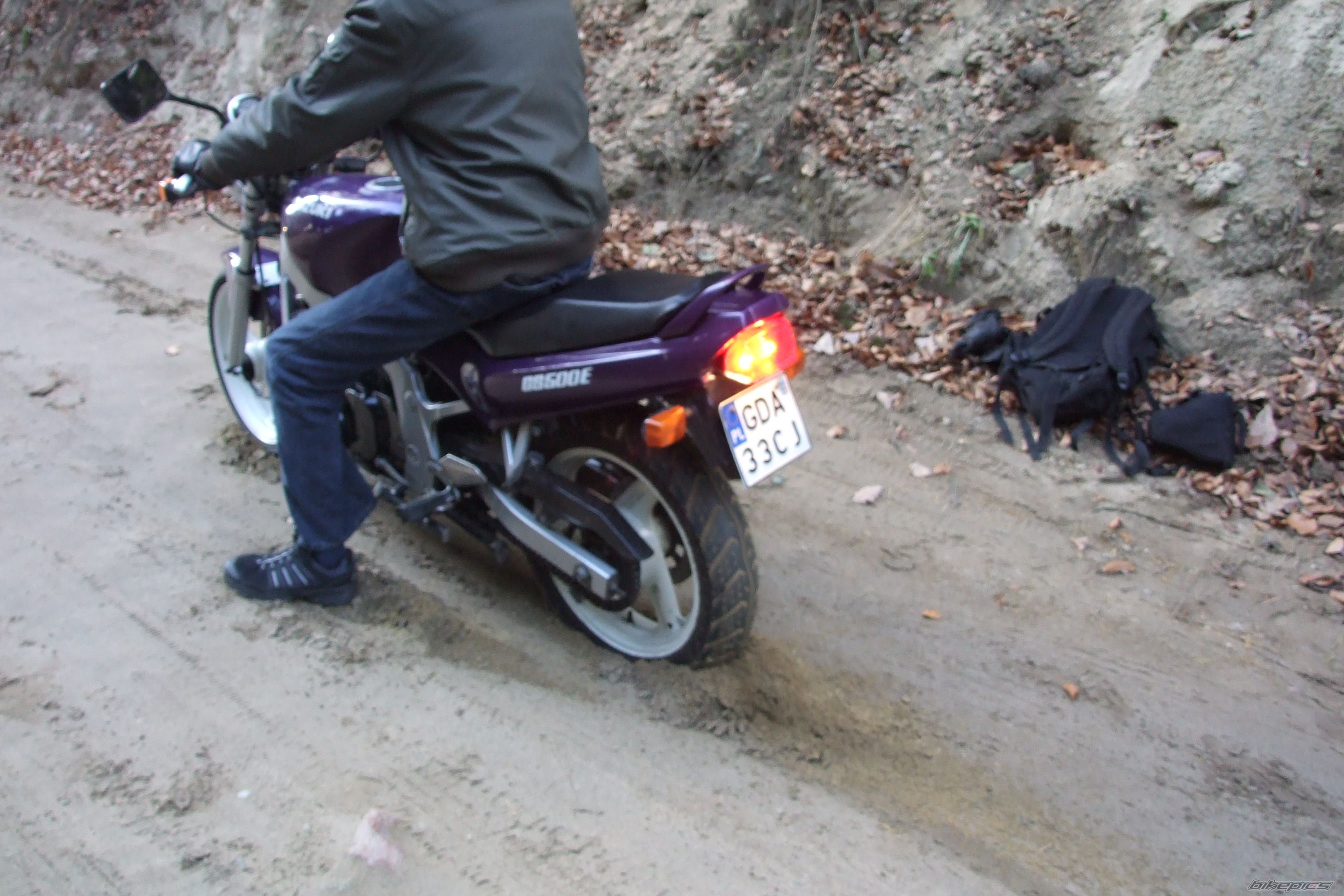 Photo 1521868