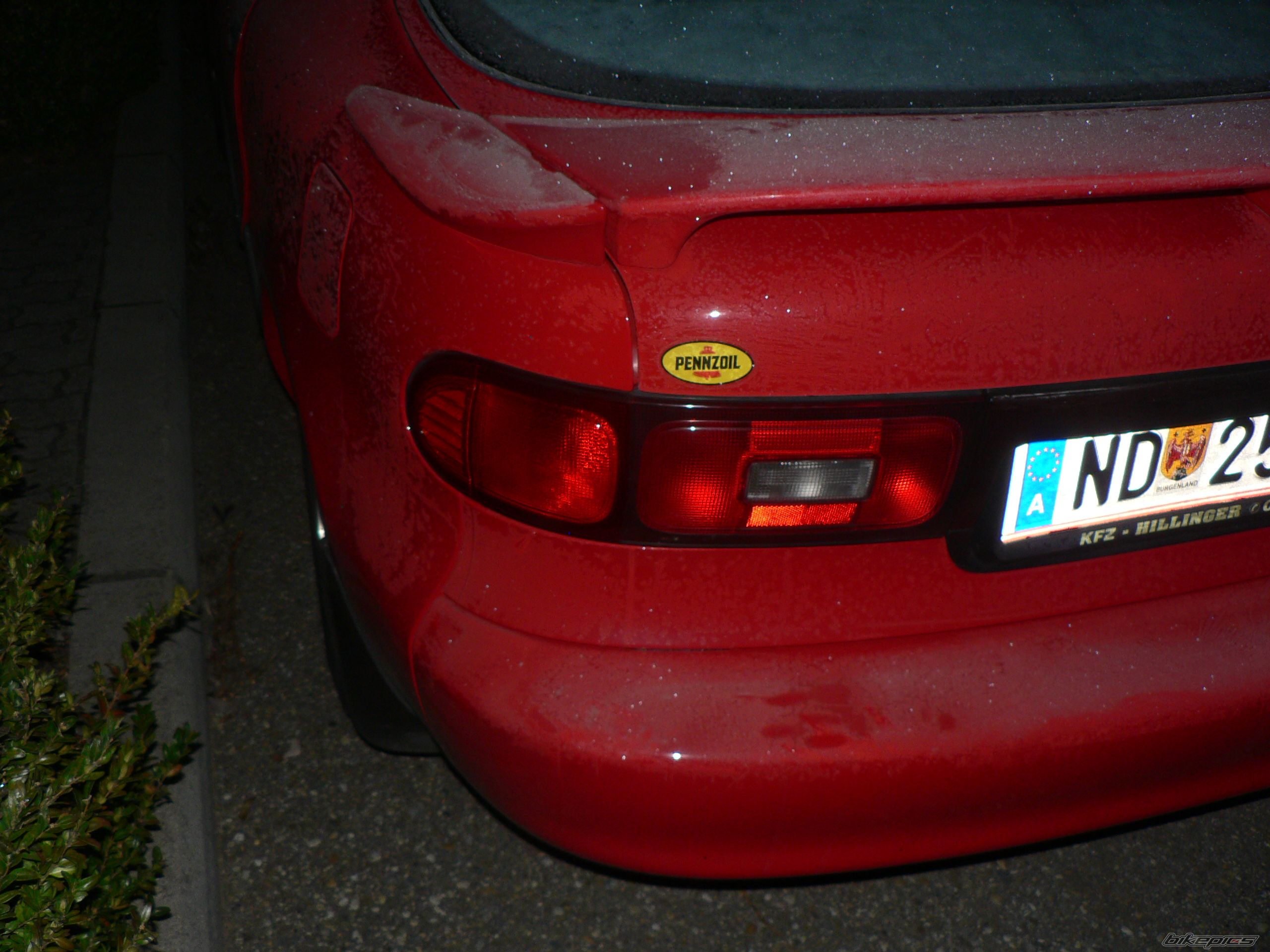 Photo 1521886