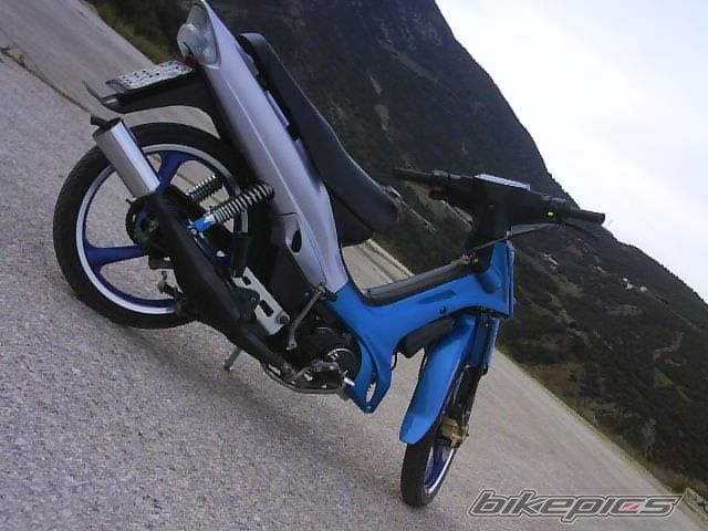 Photo 1521993