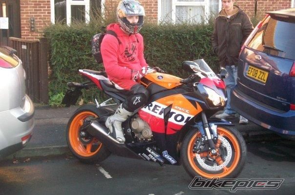 Photo 1522093