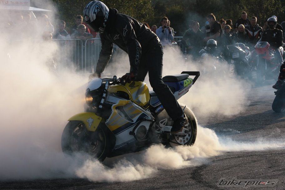 Photo 1522792