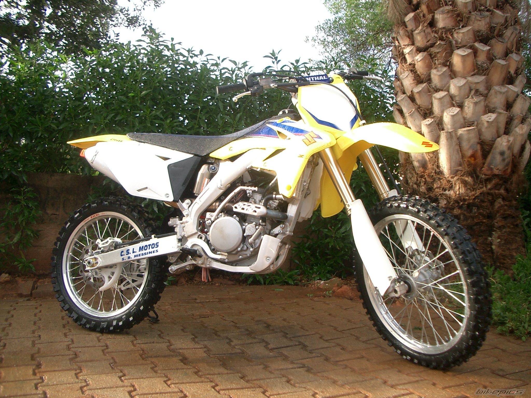 Photo 1522894