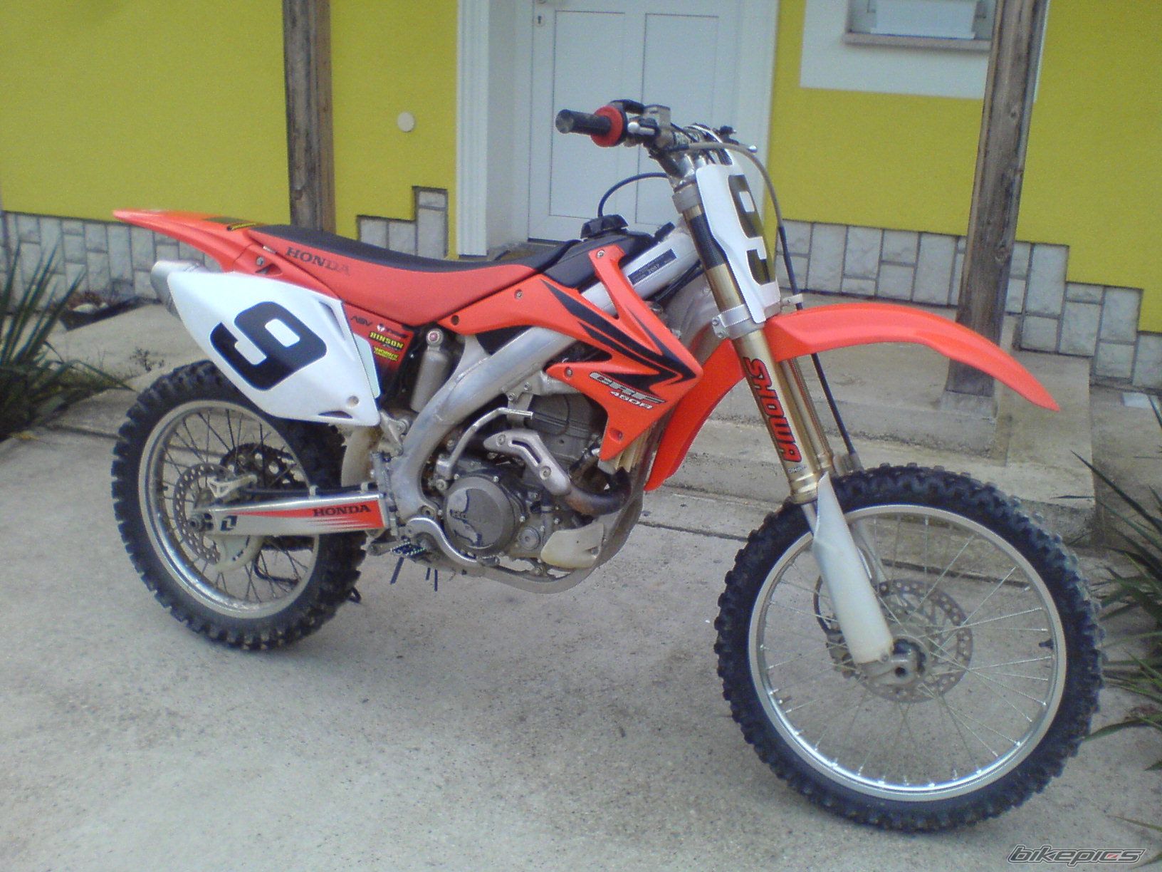 Photo 1522946
