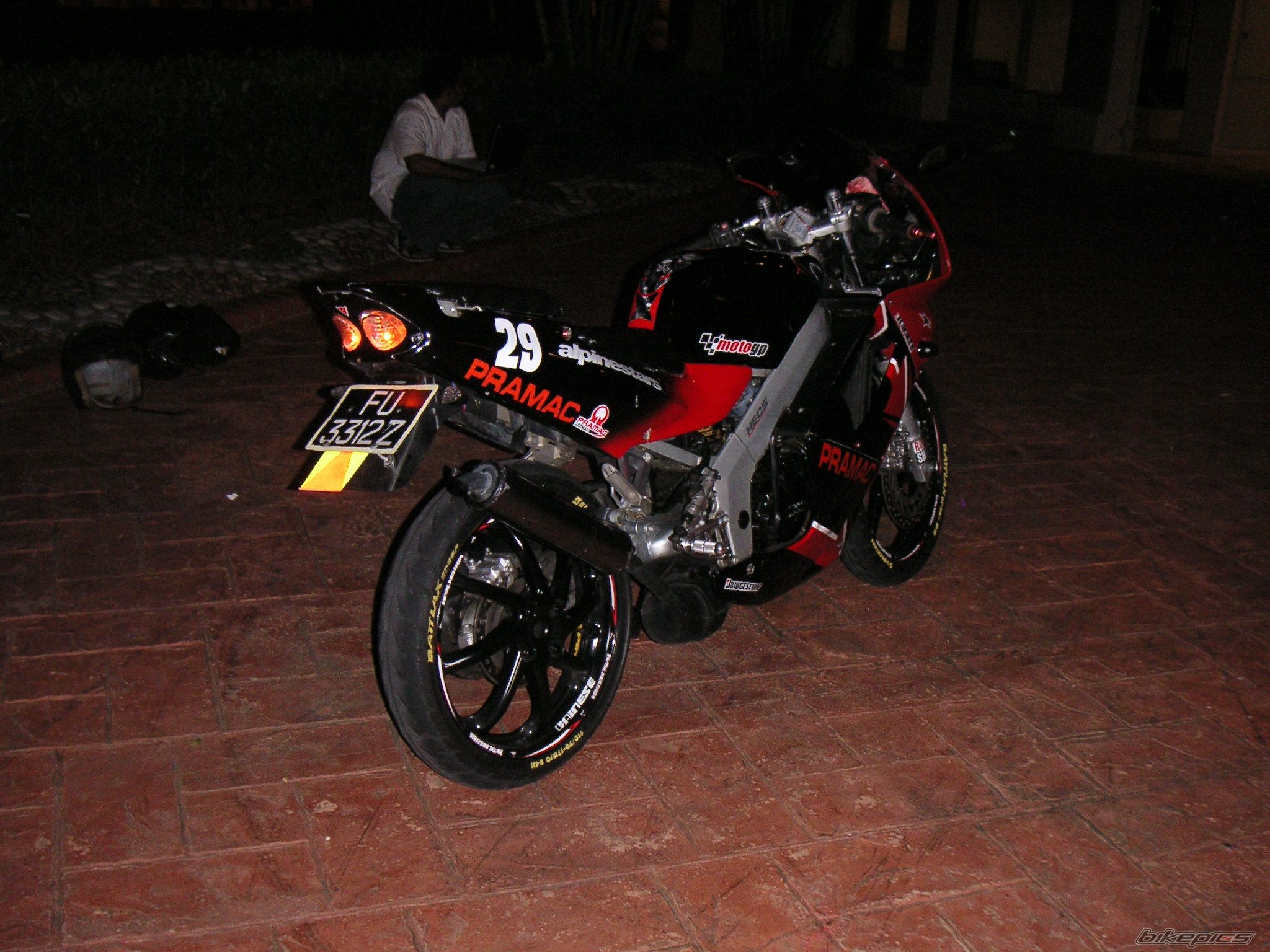 Photo 1522968