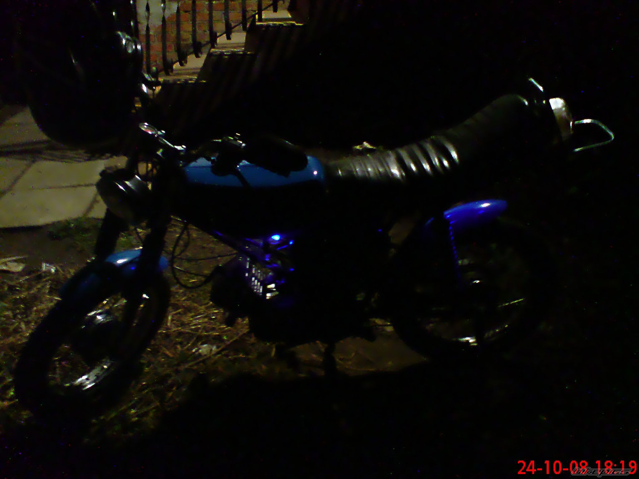 Photo 1523004