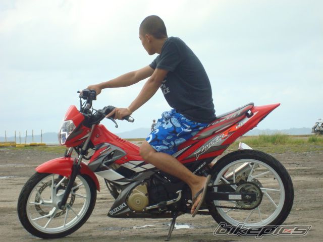 Photo 1523085
