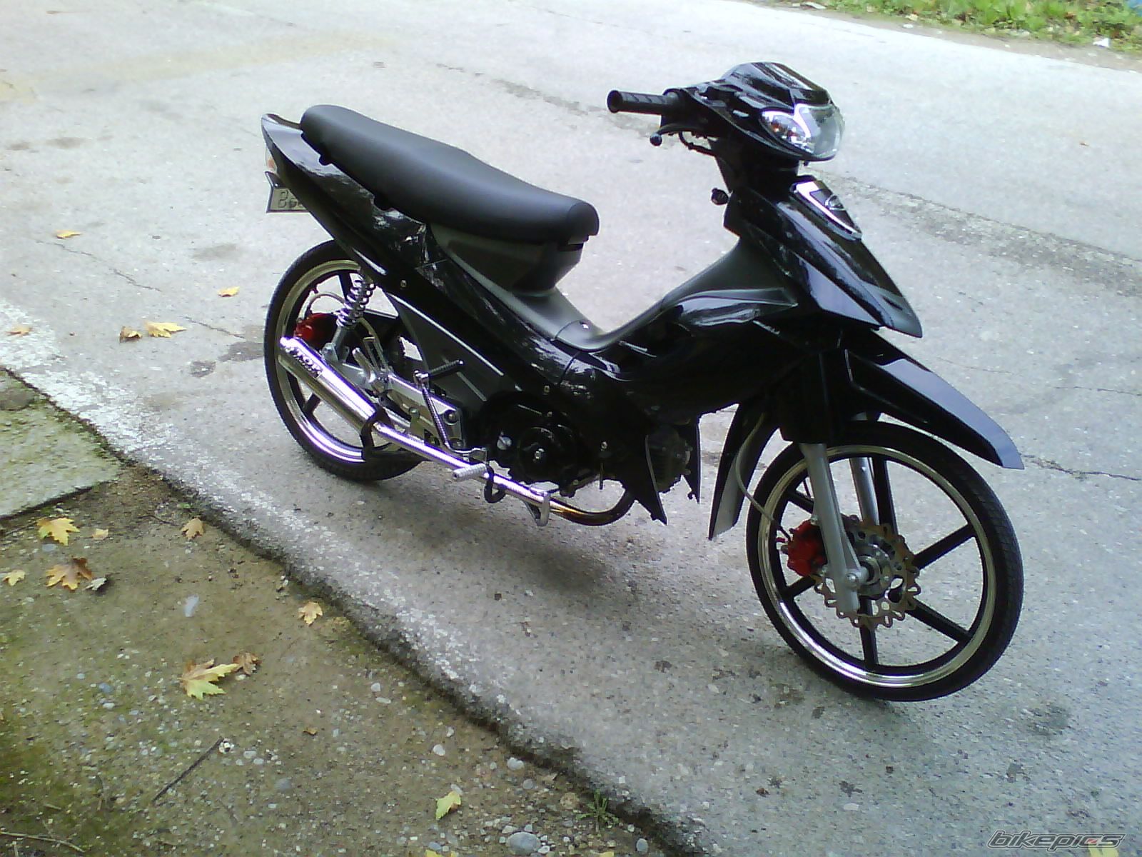 Photo 1523155