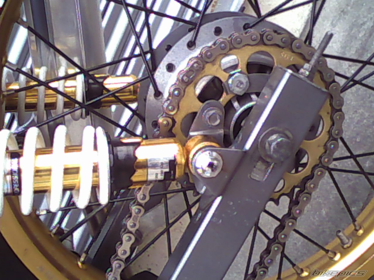 Photo 1523572