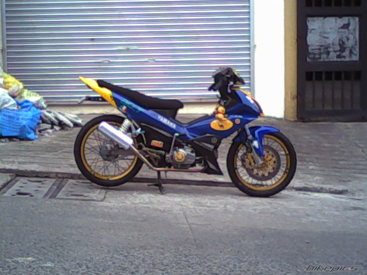 Photo 1523582