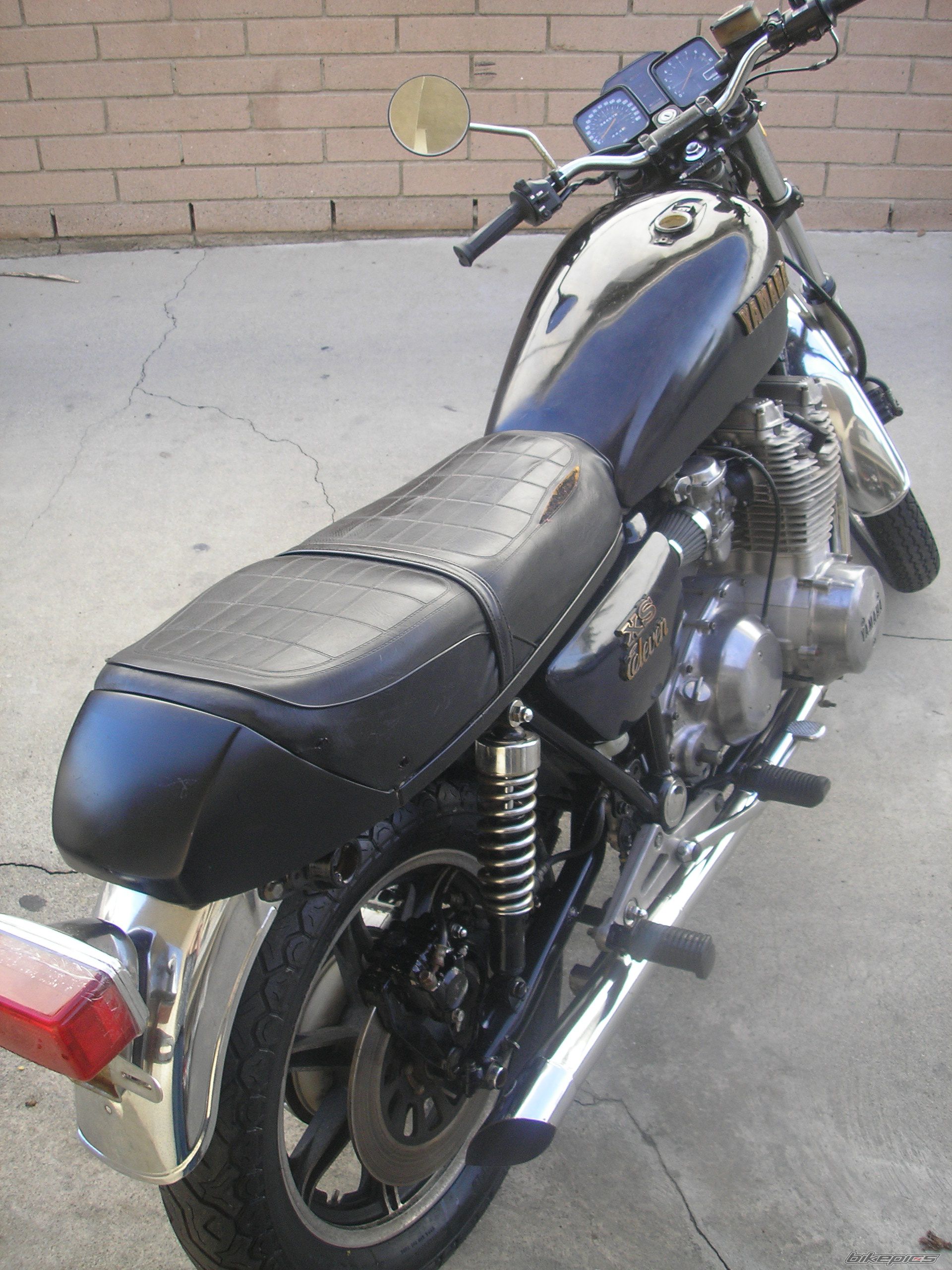 Photo 1523593