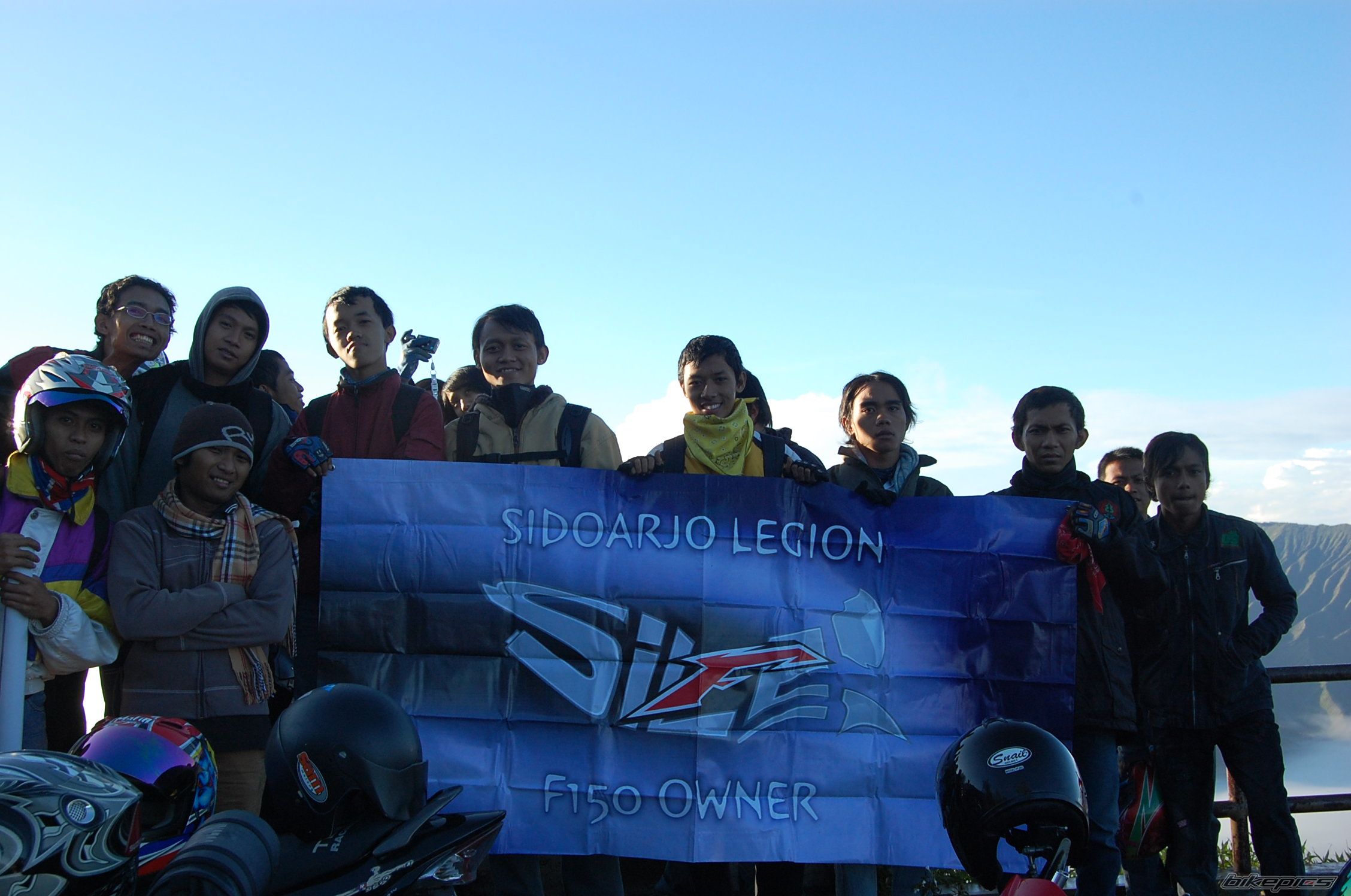 Photo 1523617