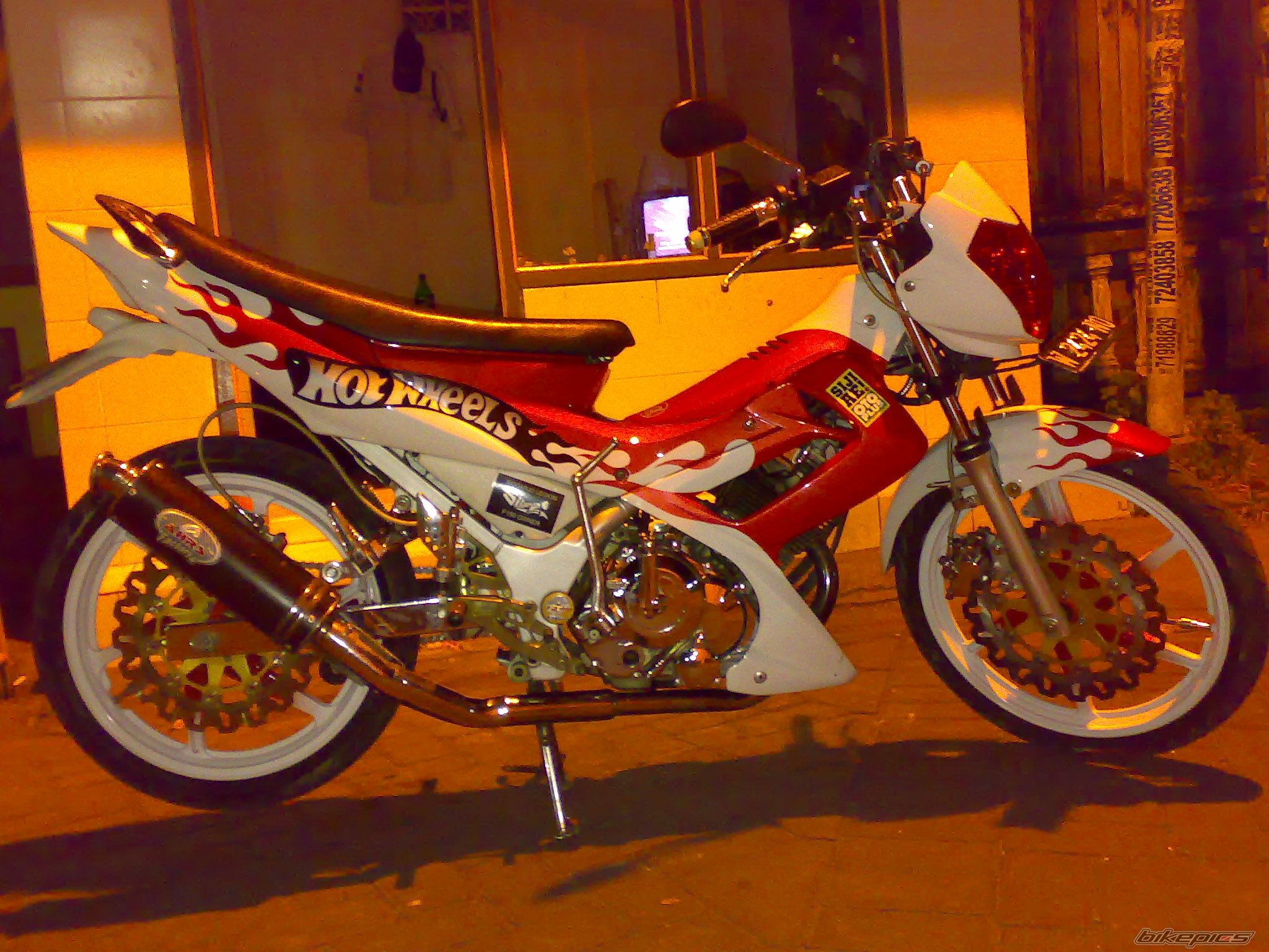 Photo 1523651
