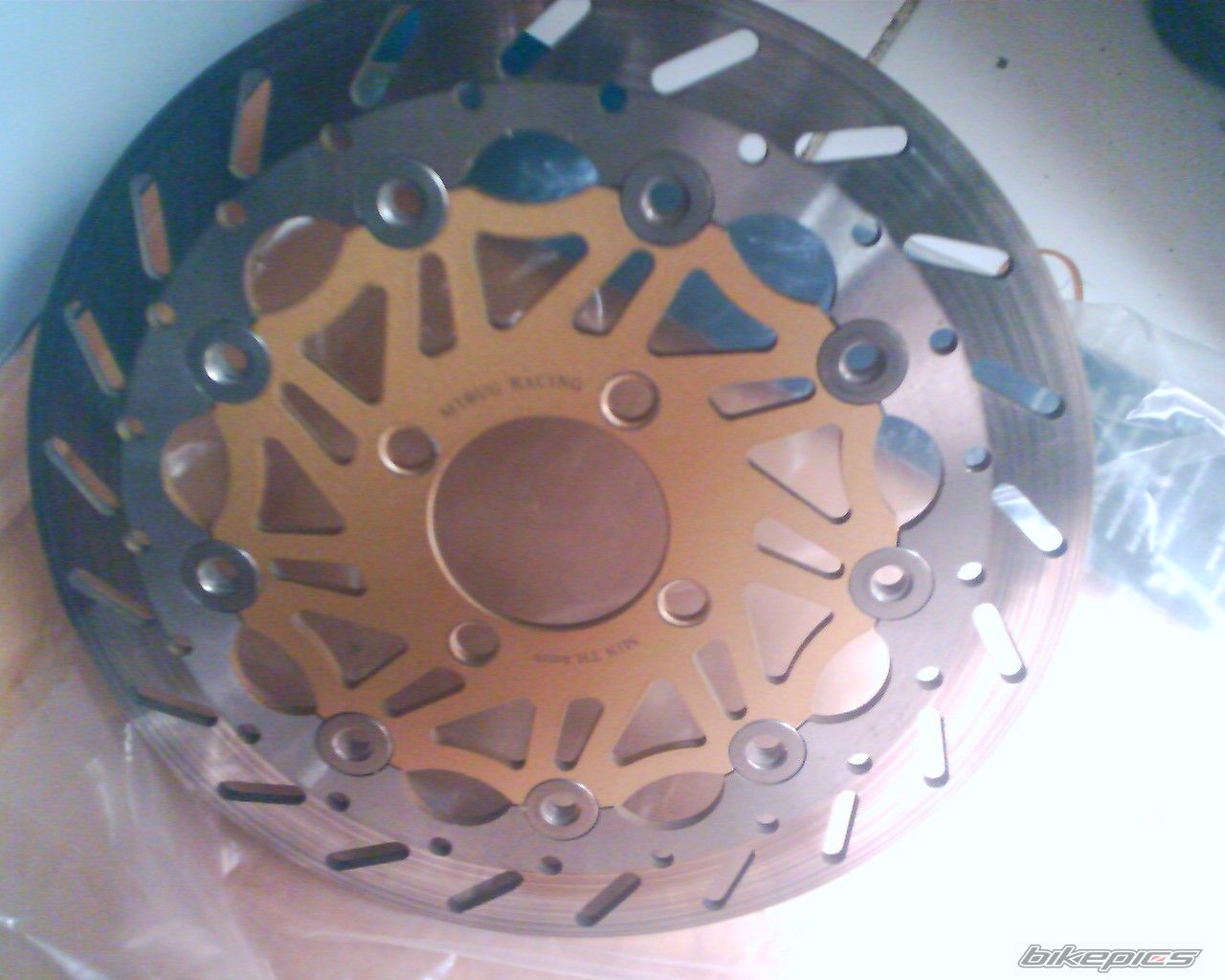 Photo 1523663
