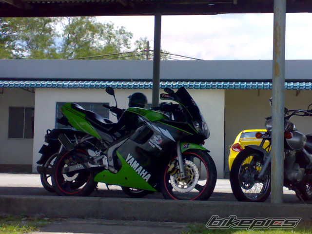 Photo 1523675