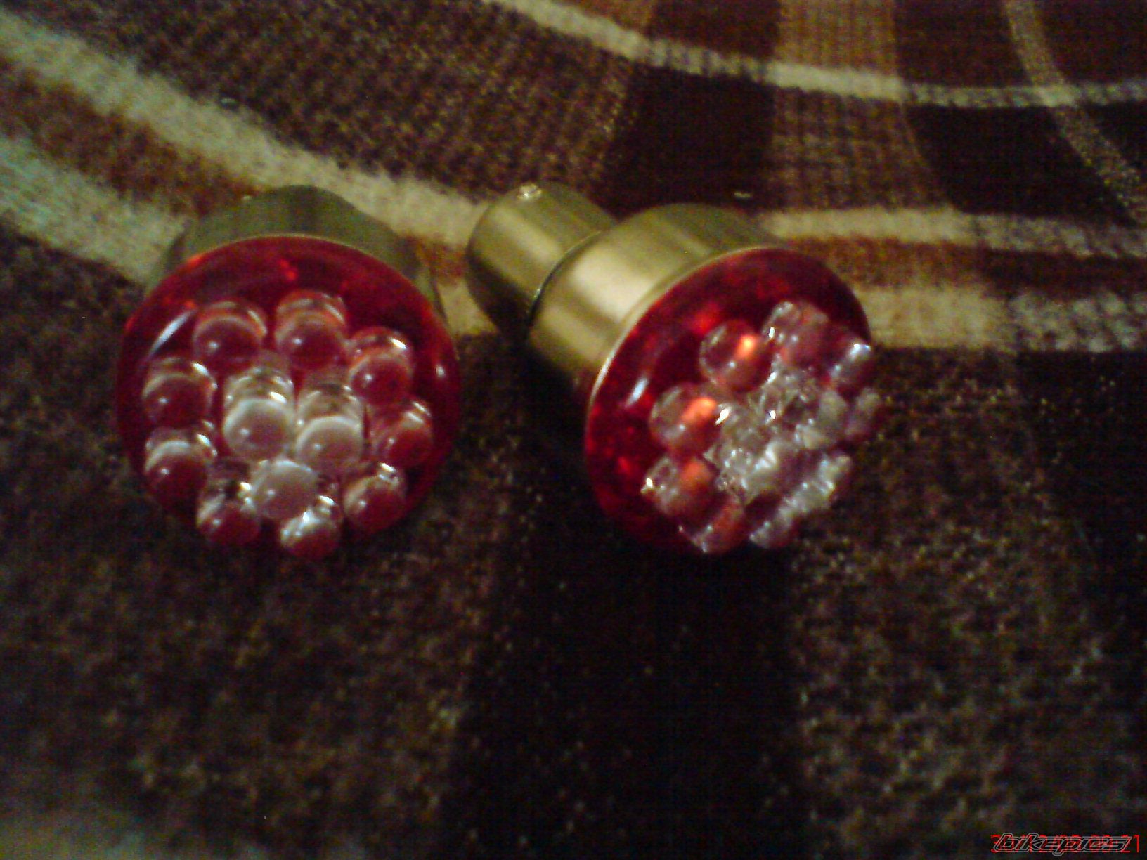 Photo 1523705