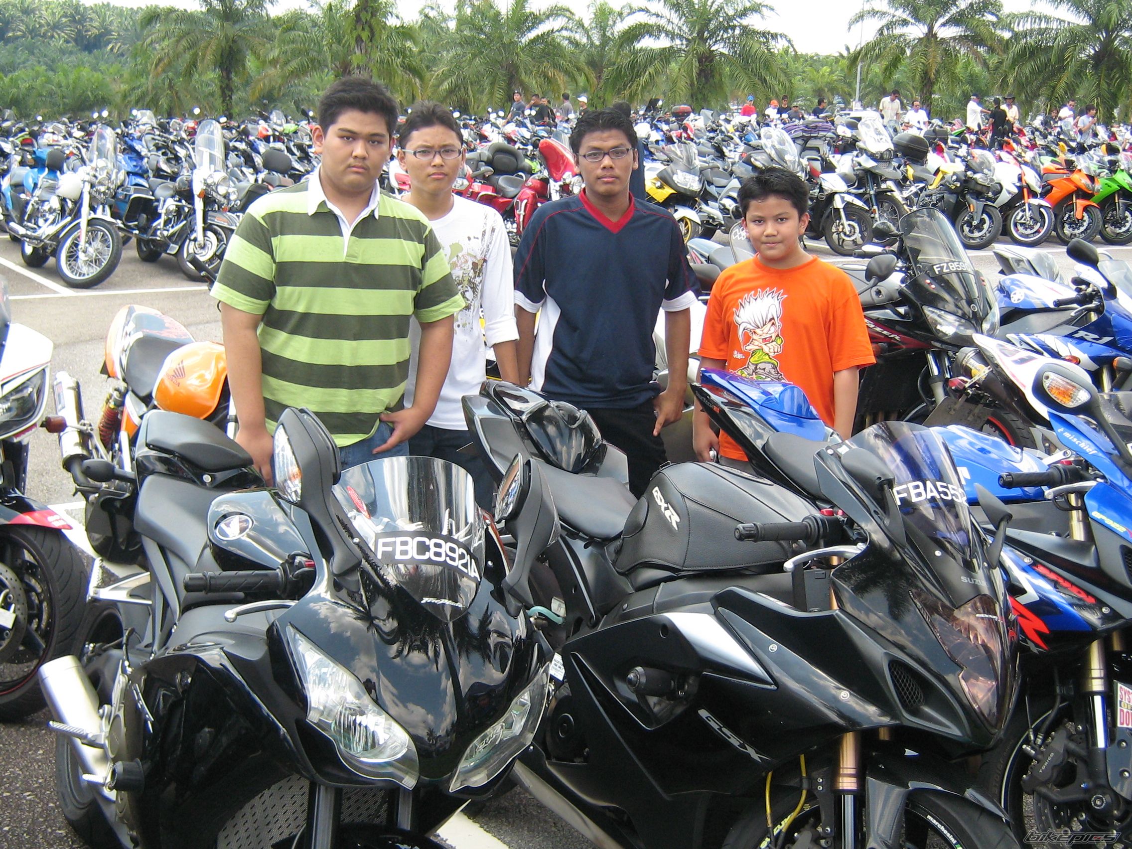 Photo 1523715