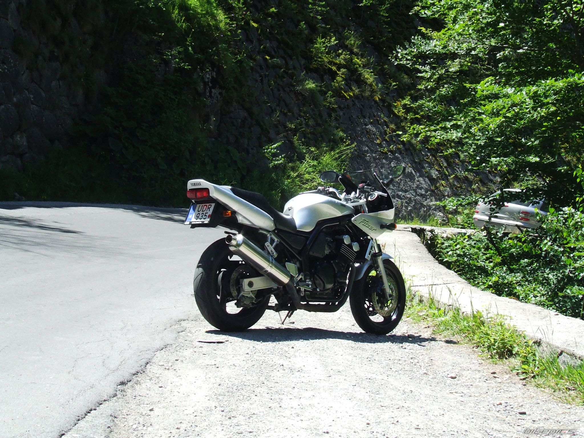 Photo 1523896