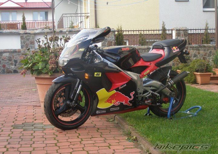 Photo 1523937