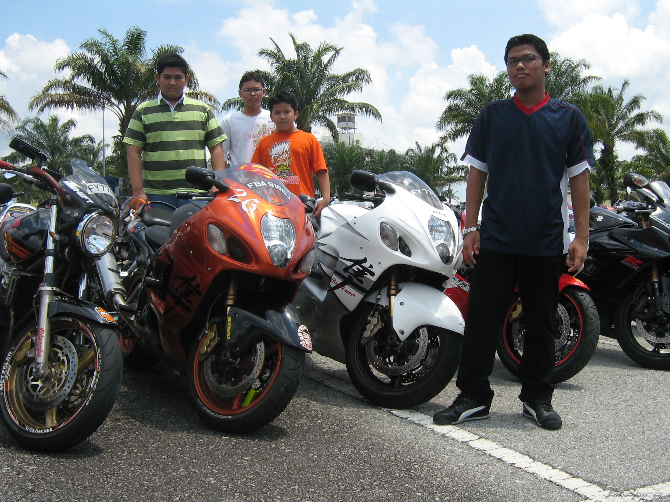 Photo 1524229