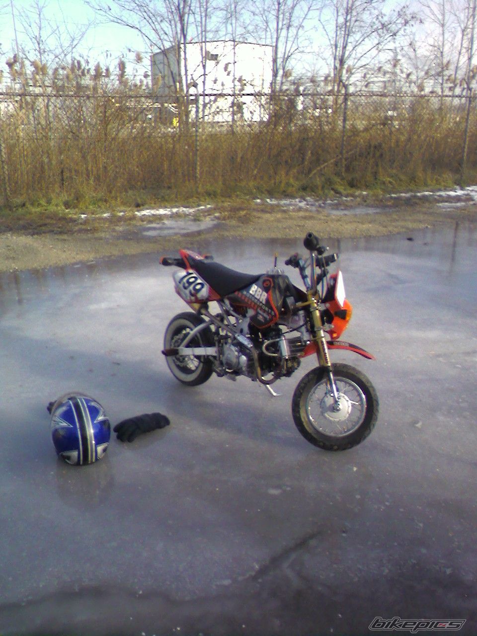 Photo 1524247