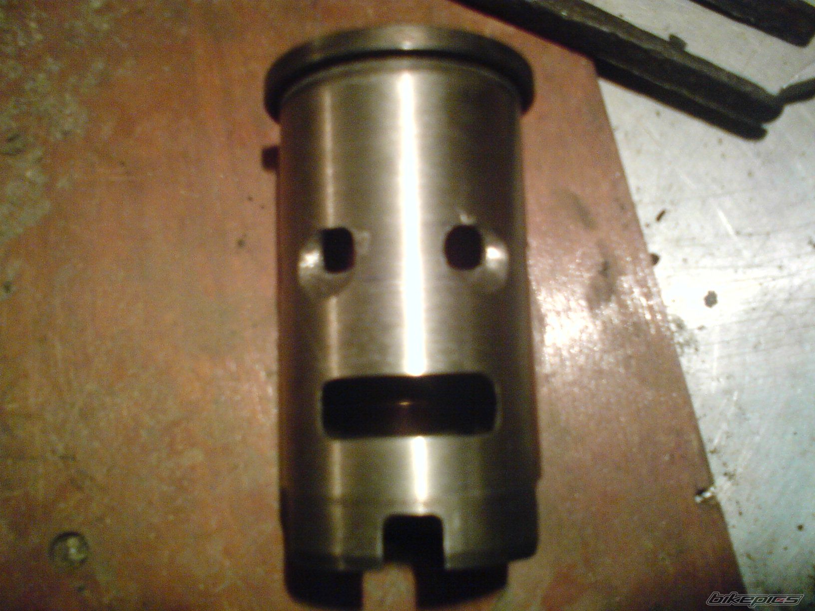 Photo 1524281