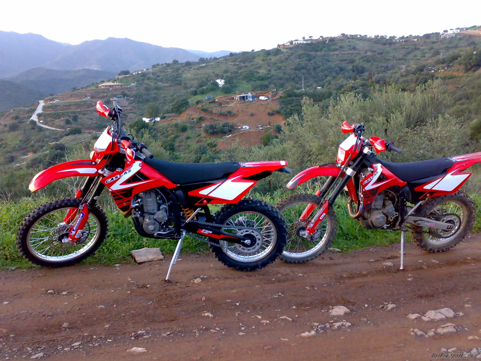 Photo 1524358