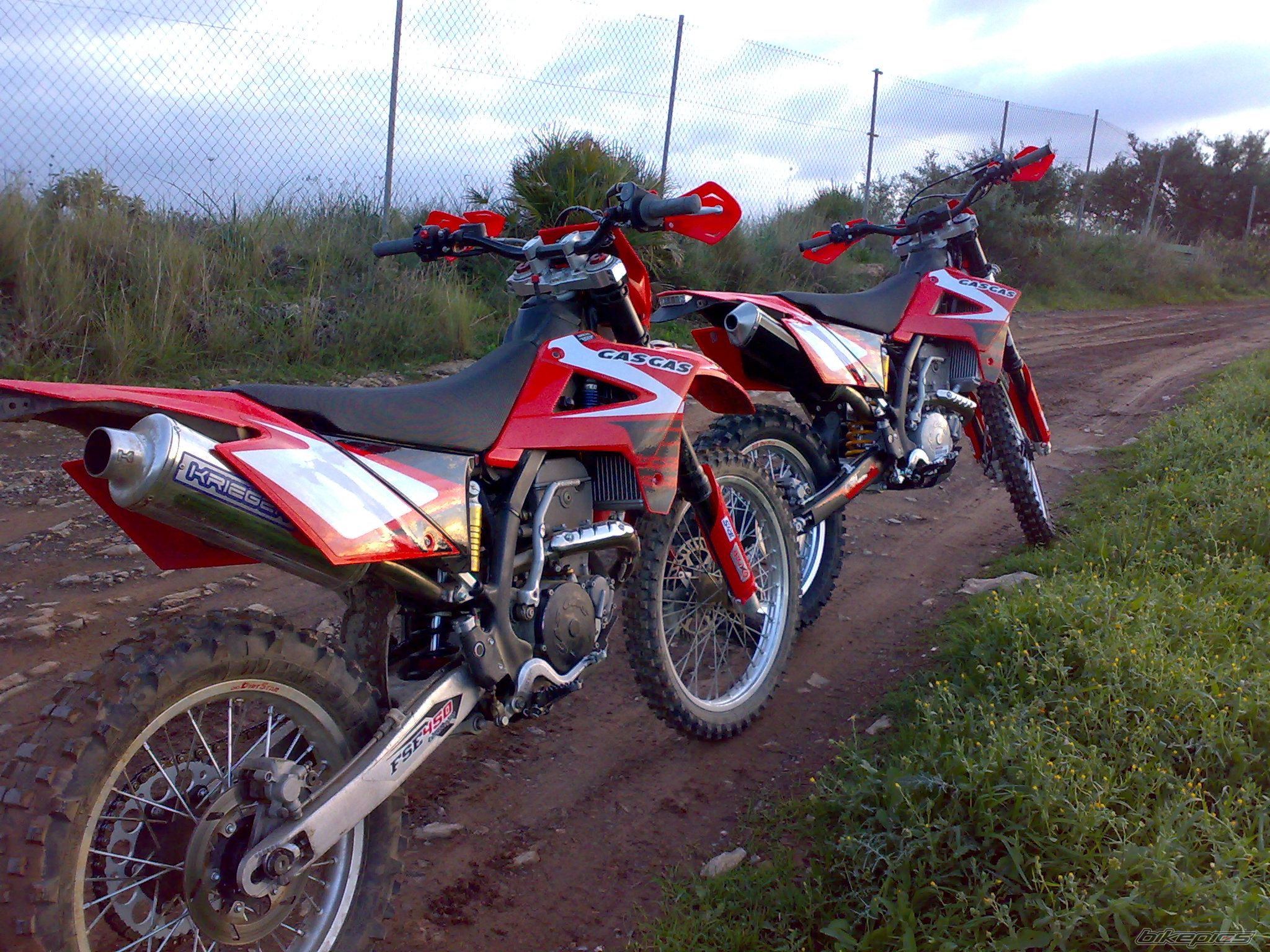 Photo 1524374