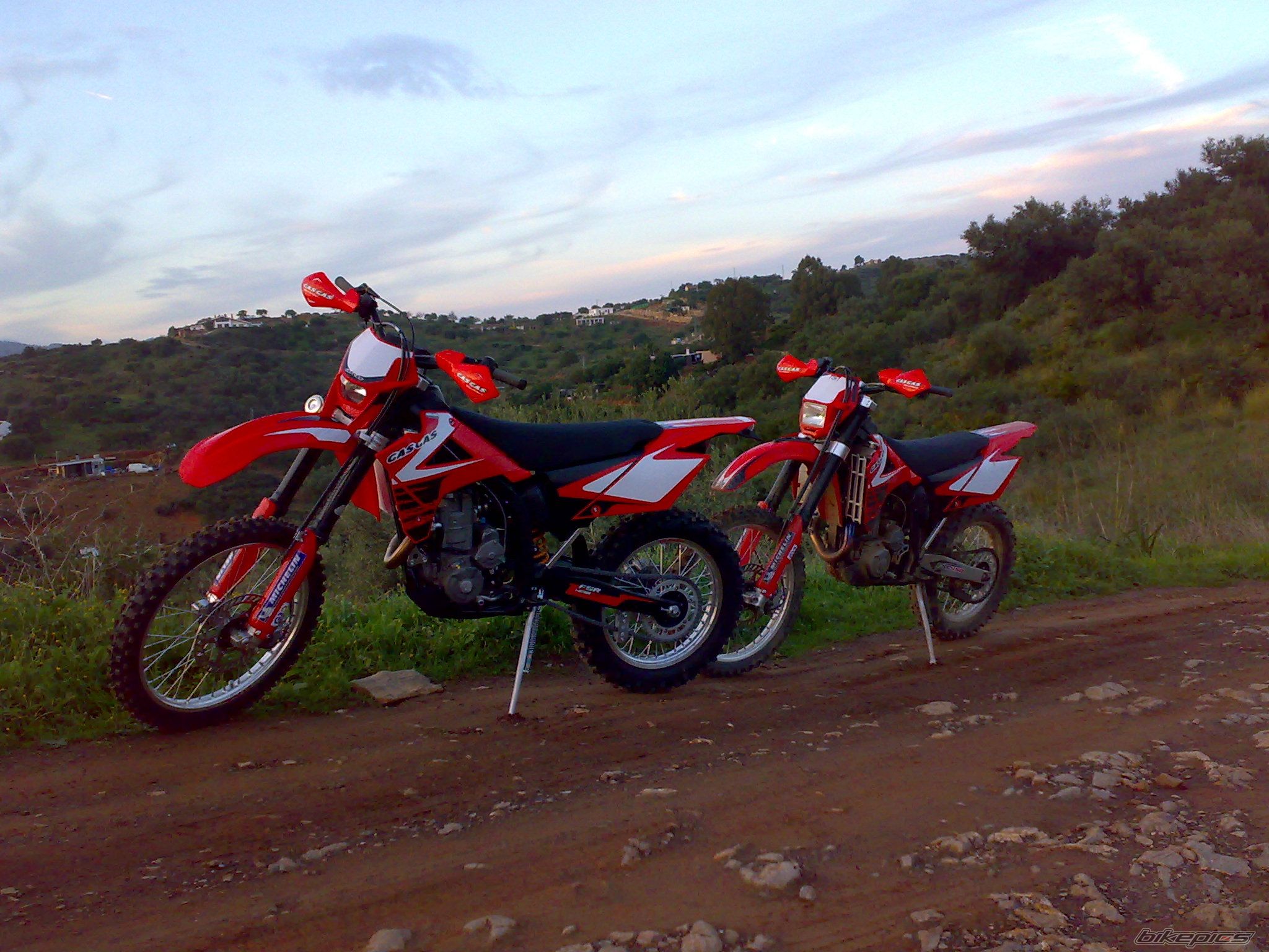 Photo 1524385