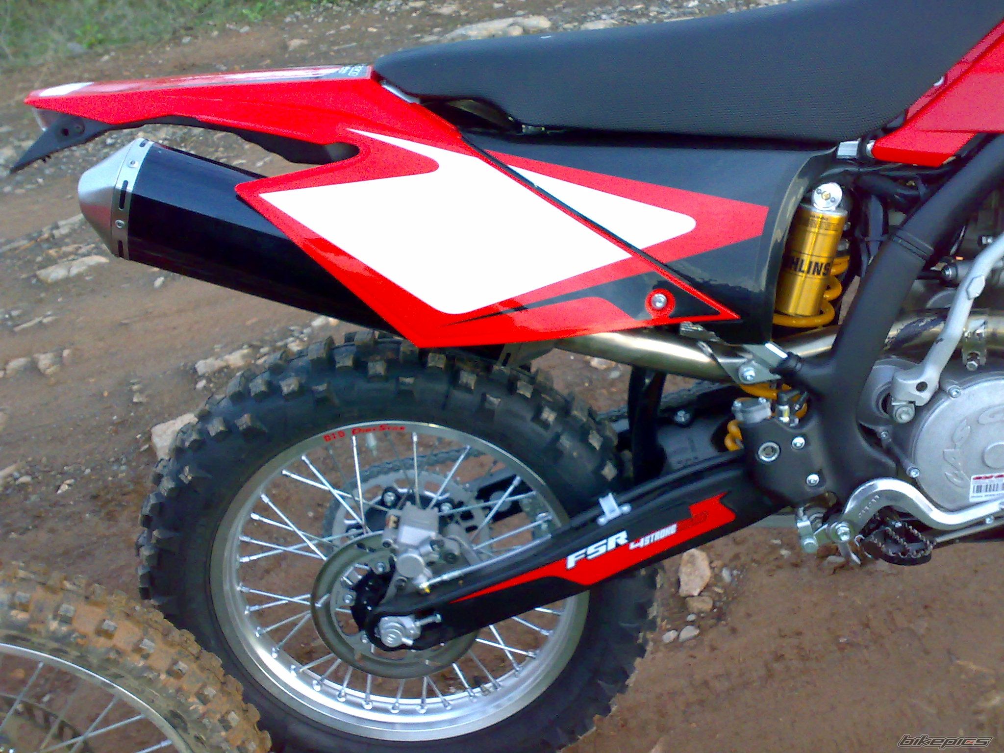 Photo 1524409